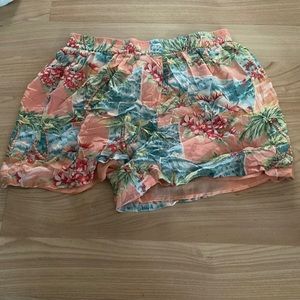 Tropical loose fitting shorts